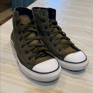 Converse Youth Chuck Taylor All Star Olive High Top Sneaker size 3